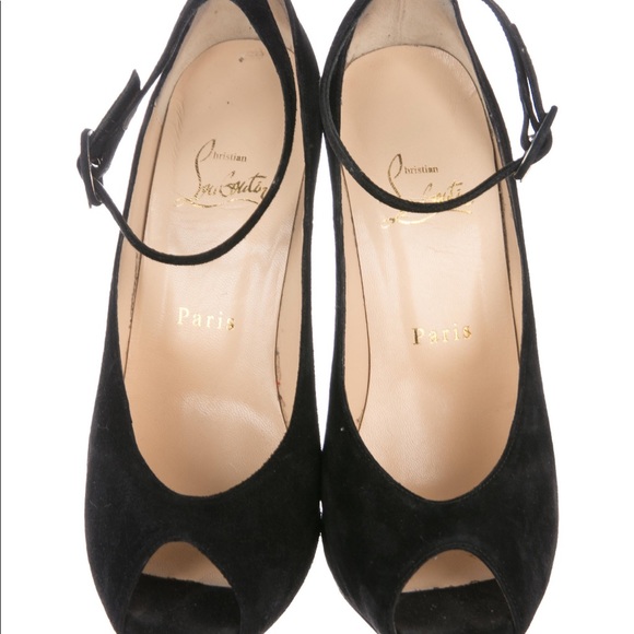 Christian Louboutins Black pumps - Picture 3 of 5